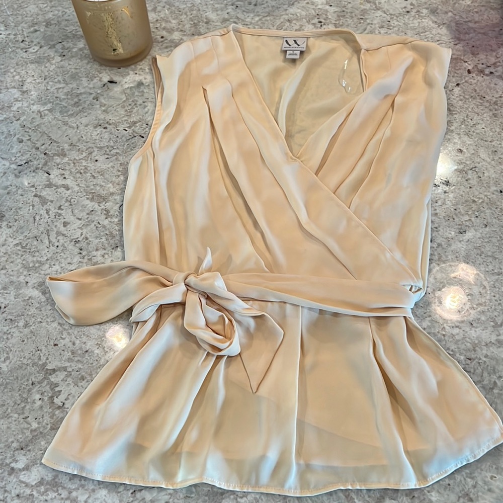 *NWT* yellow sleeveless blouse with tie around waste